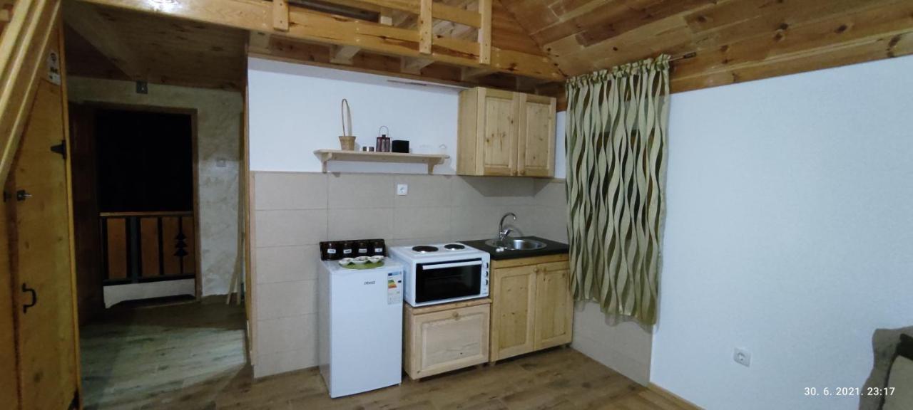 Apartmani Vuk 1 コラシン エクステリア 写真